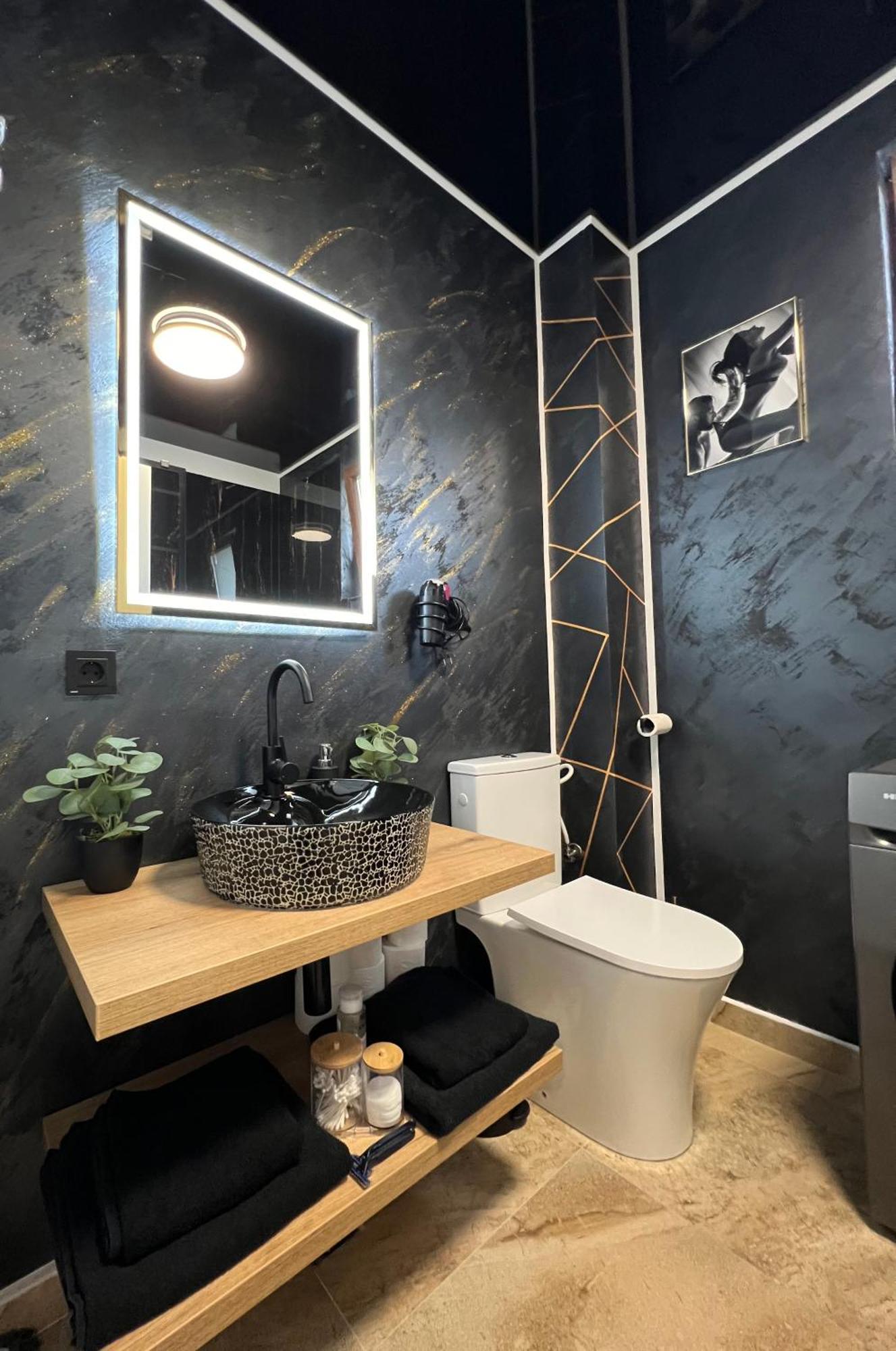 Adult Only Fantasy Room Bukurešť Exteriér fotografie